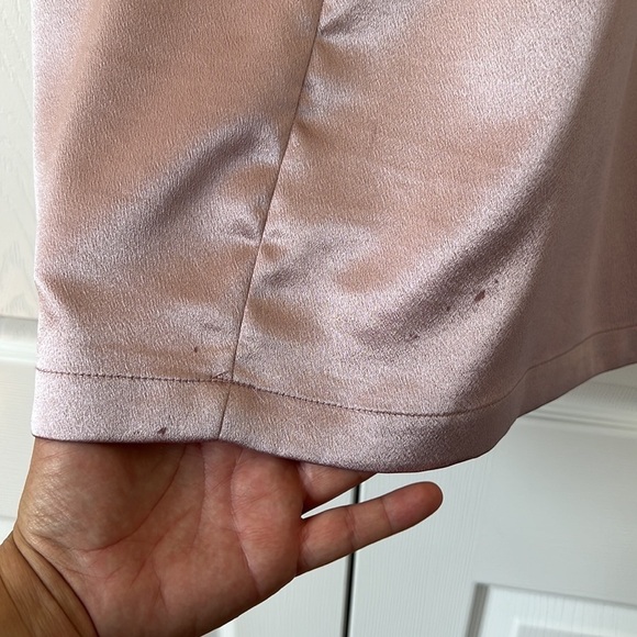 Shiny dress‎ - Picture 4 of 5